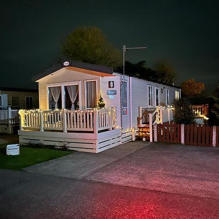 Hares Haven Pet Friendly Sleeps 6 Villa Кингстън ъпон Хъл Екстериор снимка