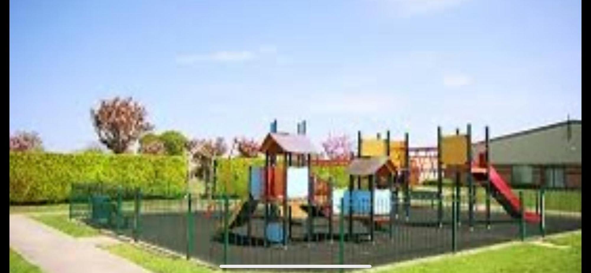 Hares Haven Pet Friendly Sleeps 6 Villa Кингстън ъпон Хъл Екстериор снимка